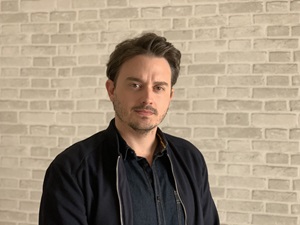 Profile picture of Jose Roberto Camargo against a brick wall