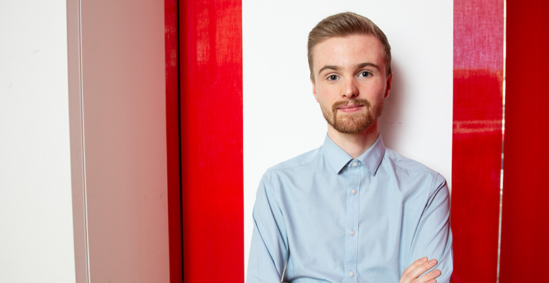 headshot of Corin Anderson Course Tutor